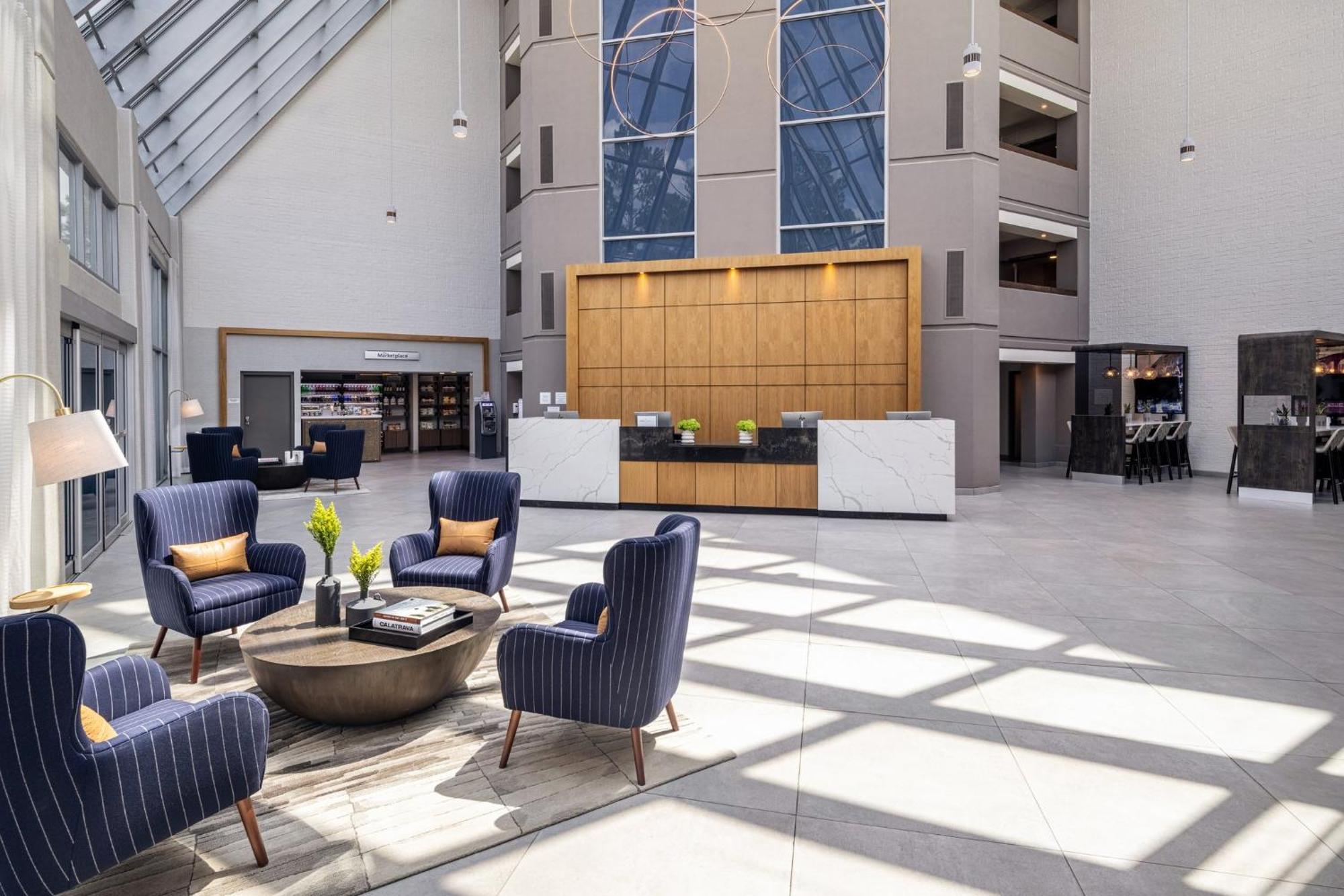 Crowne Plaza Atlanta Ne - Norcross Hotel Exterior photo